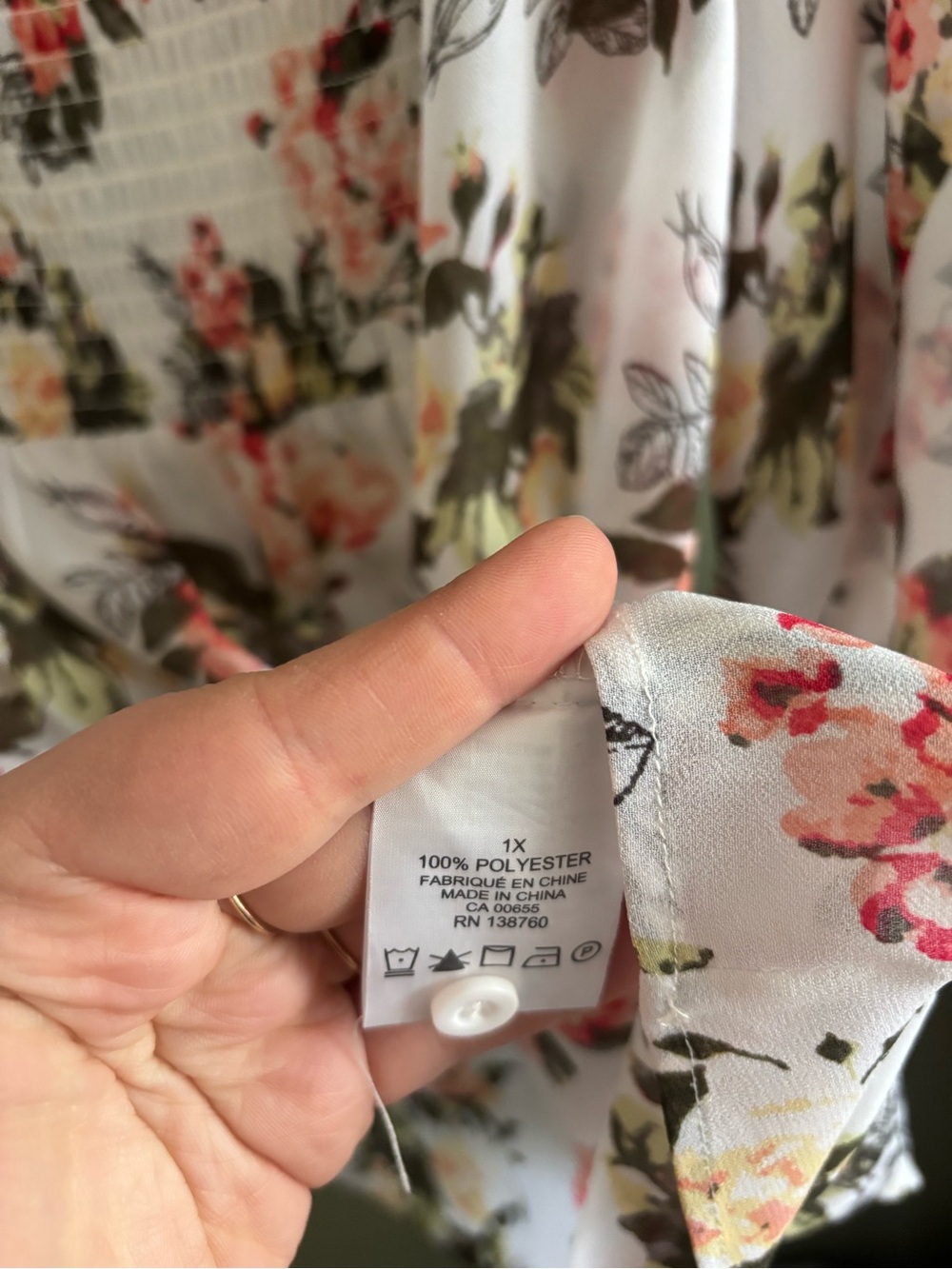 110.) In Every Story /  Floral Smocked Women's Top - White/Coral - Picture 7 of 8